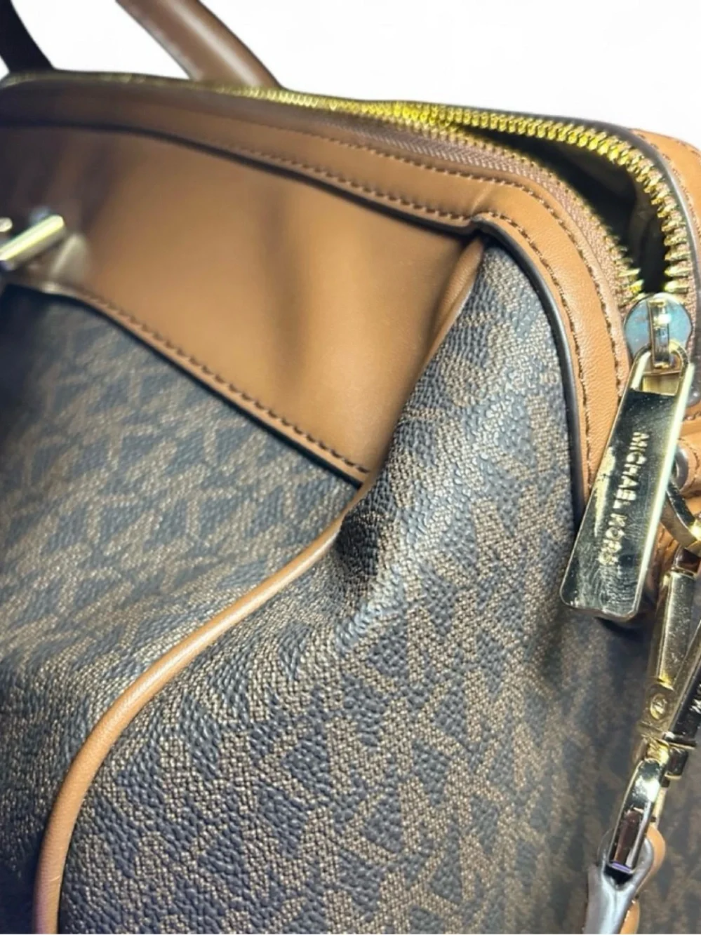 Michael Kors Weekender large duffel with Tan Trim